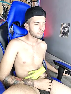 Ian_Valenti ওয়েবক্যাম শো