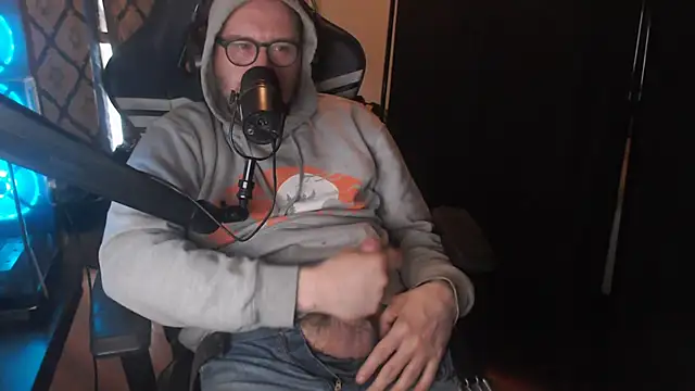 chicostick413's Live XXX Chat