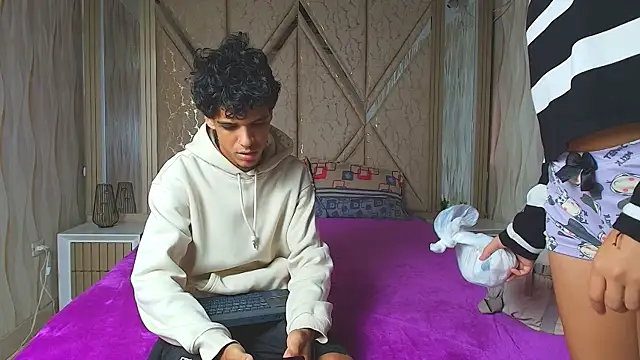 Chat XXX en directo de Hotcouple_222