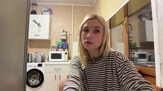 Онлайн чат XXX AngelJeni