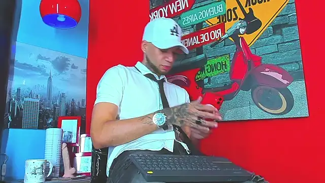 Daniel_huge22 webkamerás műsora