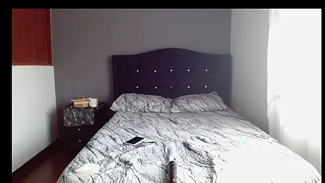 Emilia_1995: απευθείας συνομιλία ΧΧΧ