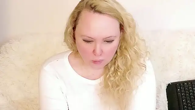 Chat XXX en directo de Sarah4you