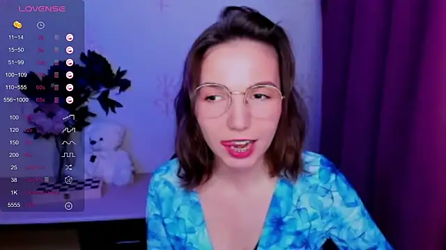 KindHazelHere_'s Live XXX Chat