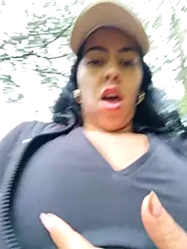 Luianna 现场XXX聊天