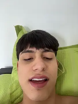 แชท XXX สดของ Lander_Cruz