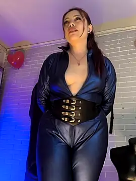 elizatexx: онлайн-секс-чат