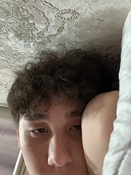 sanzhii 在線直播表演