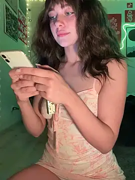 Emilia0_0_7 – Kamerová šou