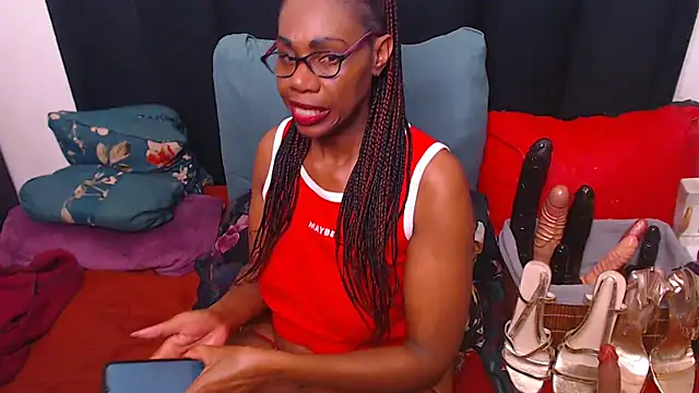 sexybootylicious' Live Chat Room