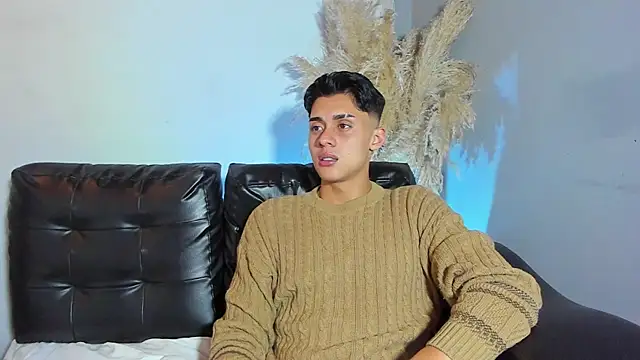 ZeusBrant Live XXX Chat