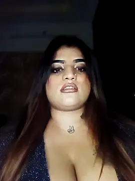 Sanaya_Gil live XXX chat