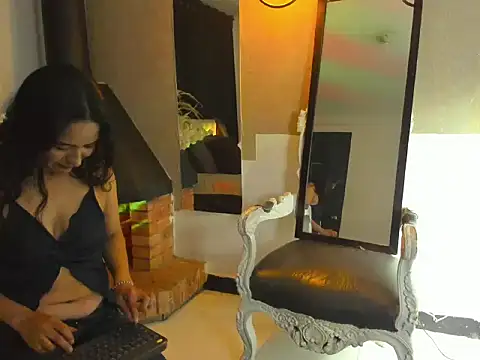 Vicky_Angeel Adlı Modelin Canlı XXX Sohbeti