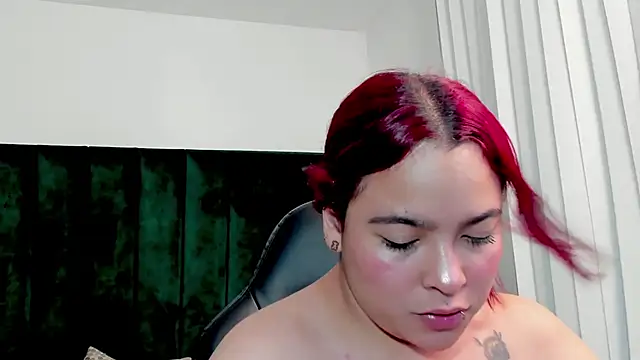 AfroditaVega_ Adlı Modelin Canlı XXX Sohbeti