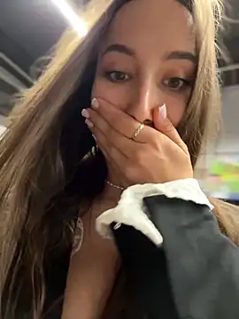 ICrazyOneIRL – Live XXX-chat