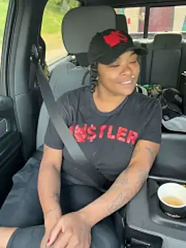 แชท XXX สดของ HaloRodeoLover2