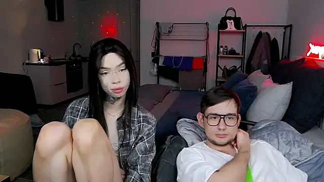 Tanya_M élő XXX-chatje