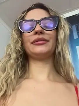 SelenaRuss Webcamshow