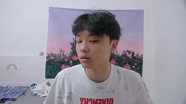 icecream-002's Webcam Show