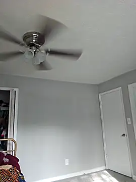 oliviaprettypussy ওয়েবক্যাম শো