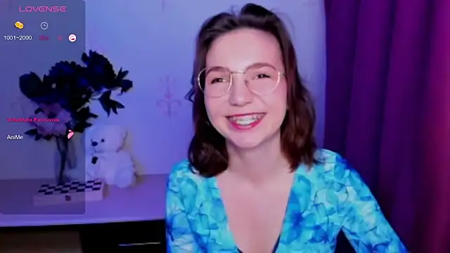 KindHazelHere_: απευθείας συνομιλία ΧΧΧ