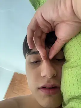 Lander_Cruz 即時 XXX 聊天