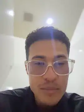 TavoHot_のライブXXXチャット