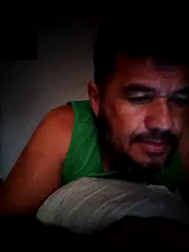 tarra122 – Naživo XXX chat