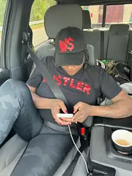 HaloRodeoLover2 Adlı Modelin Web Kamerası Şovu