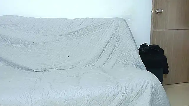 Party_Straight's Live XXX Chat