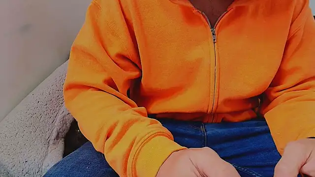 XXX chat uživo modela thomas_gun