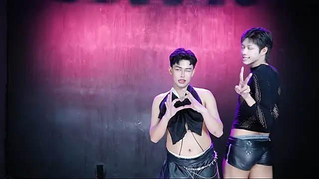 Chat XXX en directo de Queen-Vibe