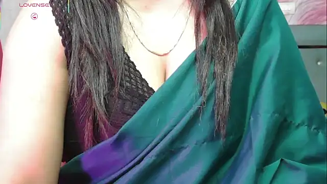 _Seerat's Live XXX Chat