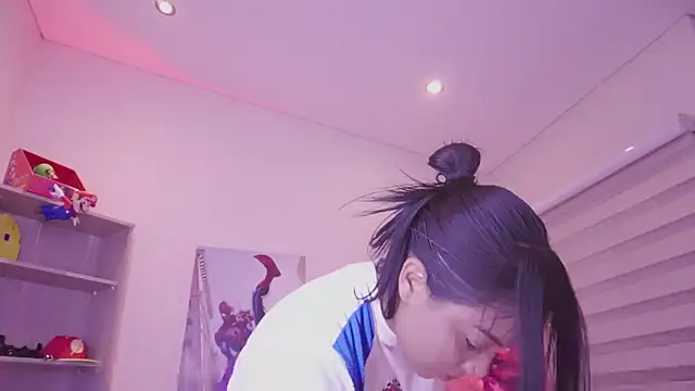 madelyn_rose_'s Live XXX Chat