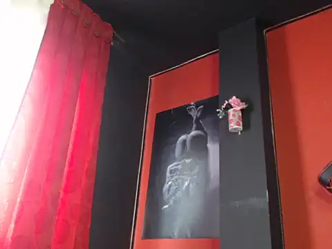 KLOE_PIELL's Live XXX Chat