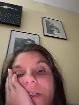 Brutecia2002's Live XXX Chat