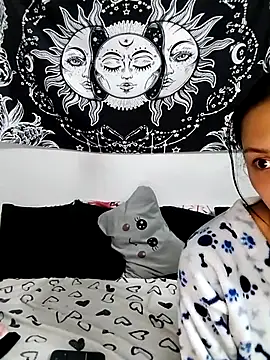 emily_n_abby's Live XXX Chat