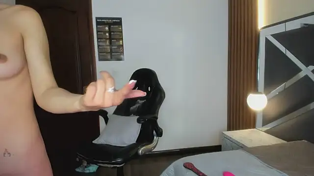 دردشة Ambarross_ الجنسية المباشرة