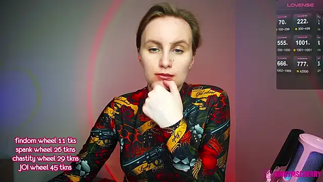 KinkyMissCherry live XXX chat