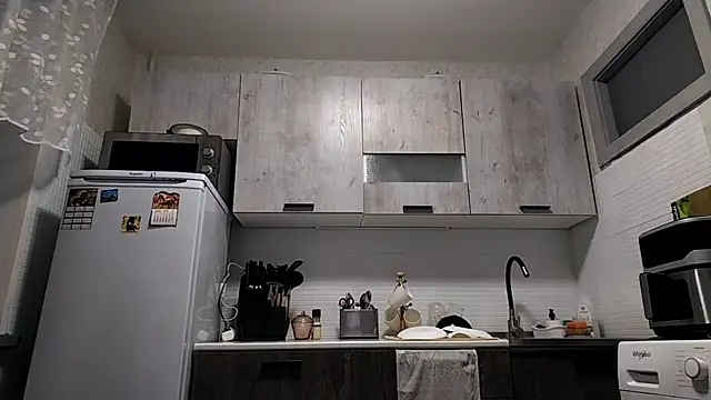 LatanyaDaivs' Live Sex Cam Show