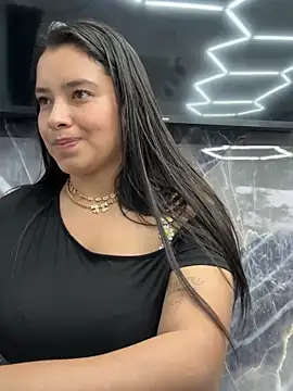 Miss_Bella_Flame: онлайн-секс-чат