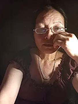 Cucci07: онлайн-секс-чат