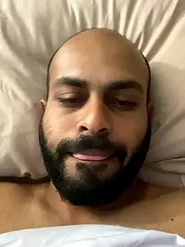 islandvybee55 Live XXX Chat