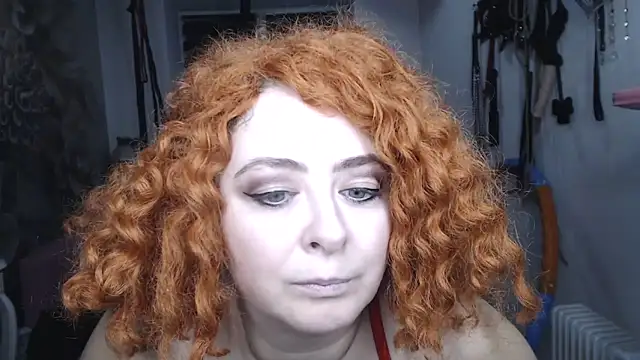 Chat XXX en directo de MISSwithDOLLS