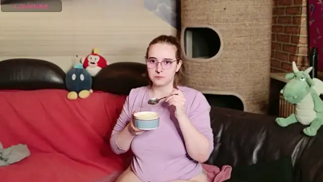 Chat XXX en directo de GamerGirl_Eve