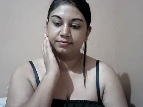 Chat XXX ao vivo de bellachow10