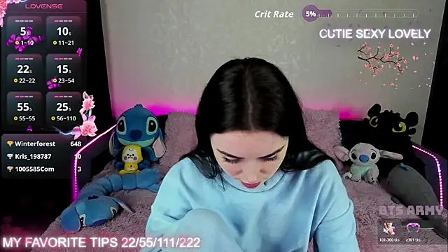 SemurMur élő XXX-chatje