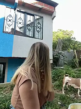 Danielavegax 网络视讯表演