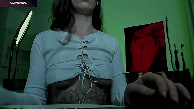 Chat XXX en directo de Goddess_of_Fertility