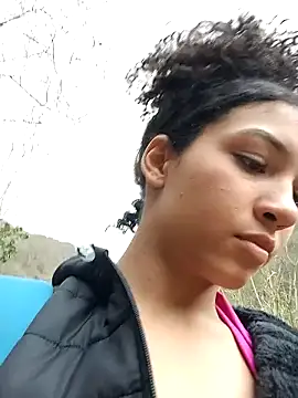 Chat XXX ao vivo de CurlyBitch